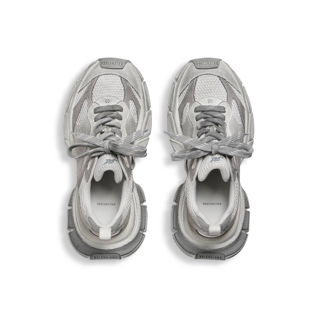 Women’s 3xl Sneaker  in Light Grey - Image 4